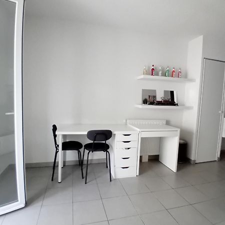 Studio Cosy Avec Terrasse Montpellier Exterior foto